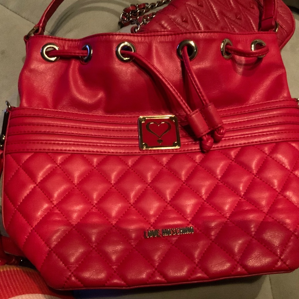 MOSCHINO red pocketbook